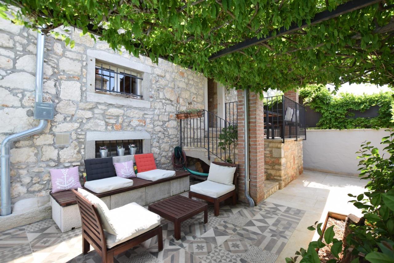 Saison Openning Prices Luxury Villa Nini With Fireplace, Private Pool, Bikes, Barbecue And Much More Poreč Dış mekan fotoğraf