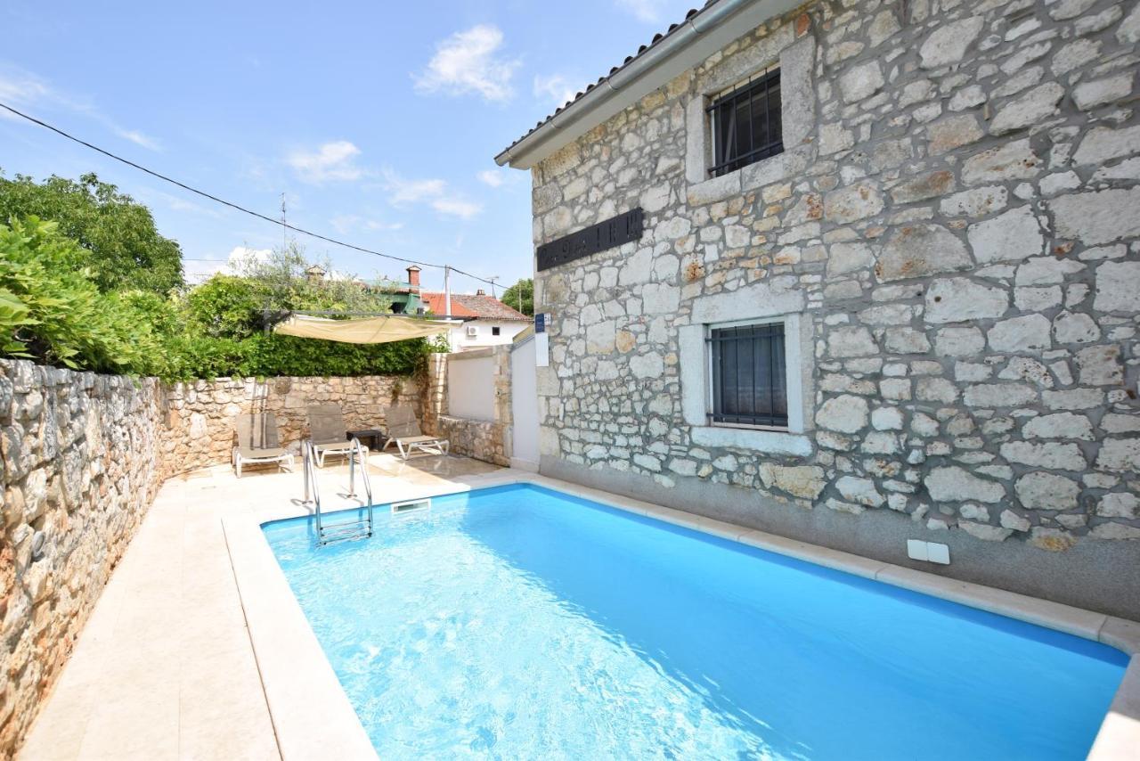 Saison Openning Prices Luxury Villa Nini With Fireplace, Private Pool, Bikes, Barbecue And Much More Poreč Dış mekan fotoğraf